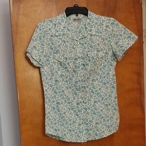Wrangler Blue and Cream Floral Shirt